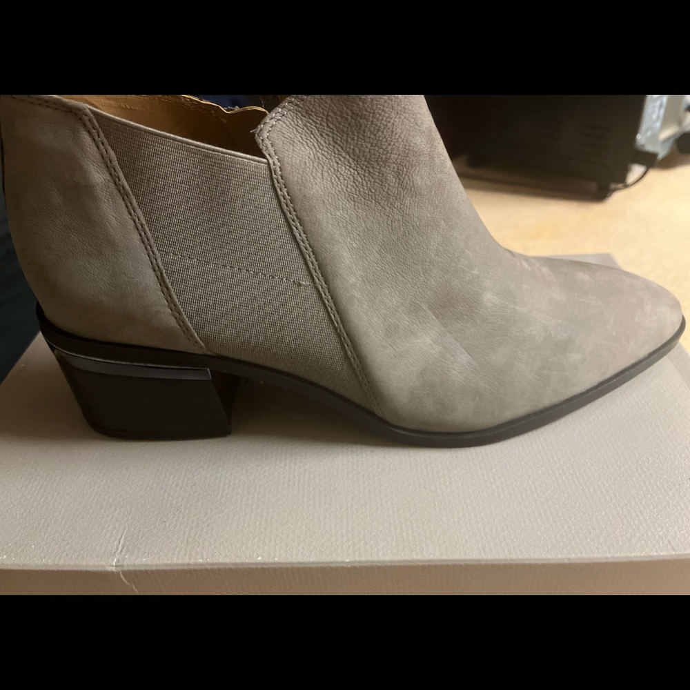 Franco Sarto L-Arden Boots NWT